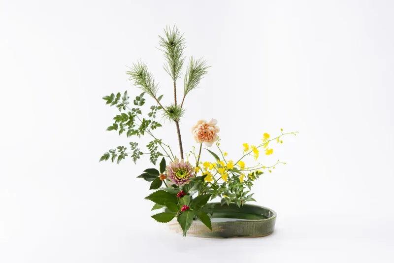 手引書付き花材セット5の生け方例(花器は付属しません)
