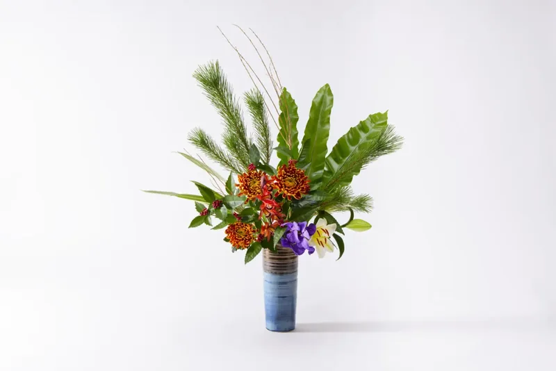 手引書付き花材セット7の生け方例(花器は付属しません)