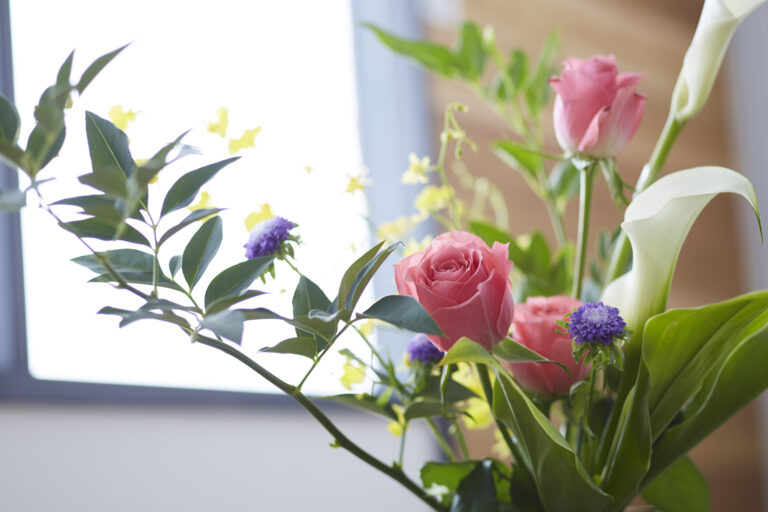 四季折々の花を暮らしに取り入れる方法と季節別おすすめの花選び